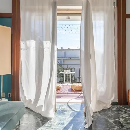 Italianway - Corso Inglesi 608 * Sanremo